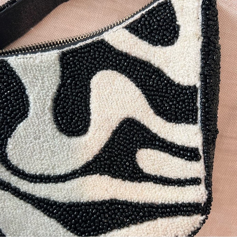 Black and White Patterned Women's Bag - Picture 5 of 5
